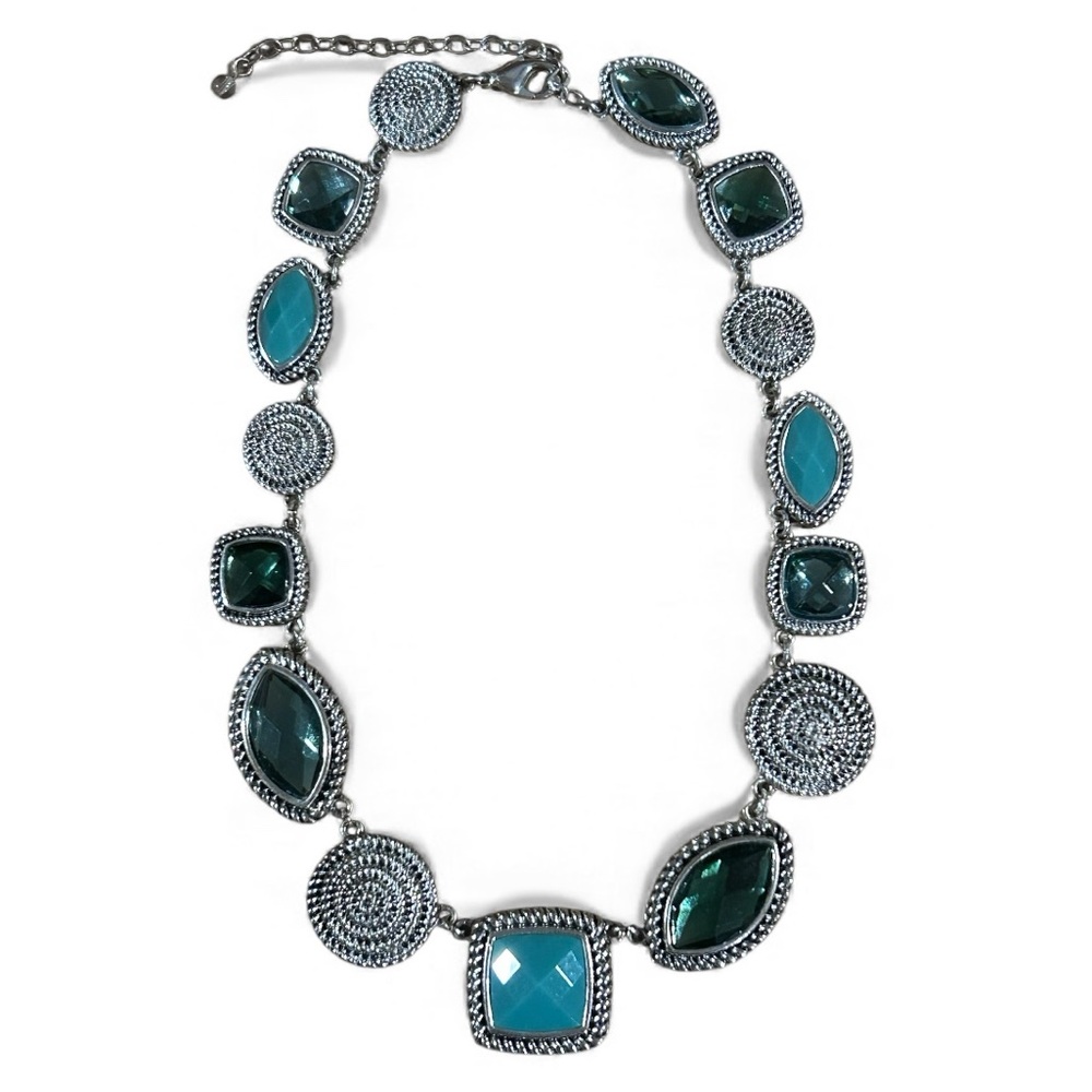 Vintage Napier silver-tone necklace w faceted teal and green gemstone accents.